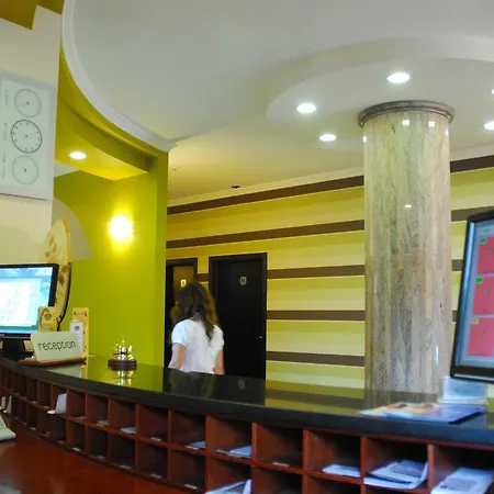 Iacone Hotel 3*