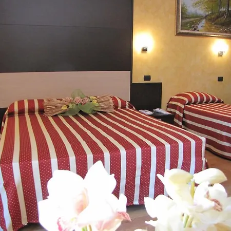 Otel Iacone 3*