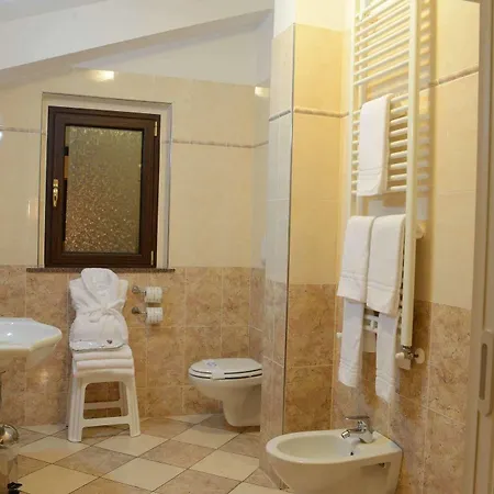 Iacone 3* Chieti