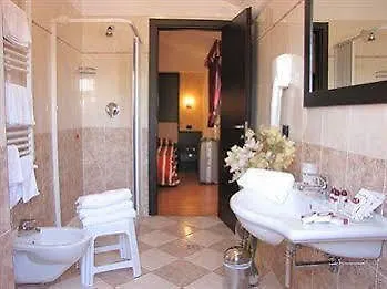 Iacone 3*