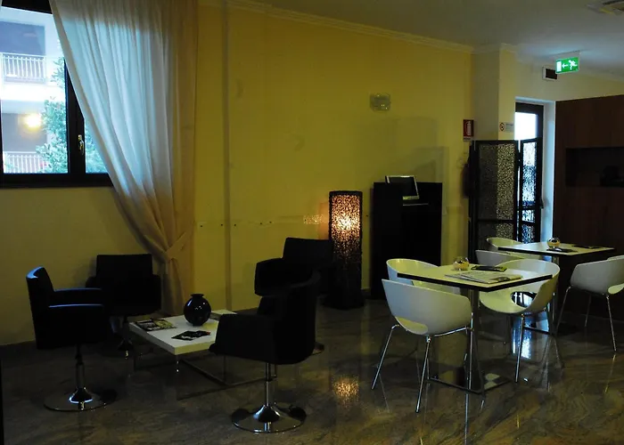 Iacone ホテル キエーティ